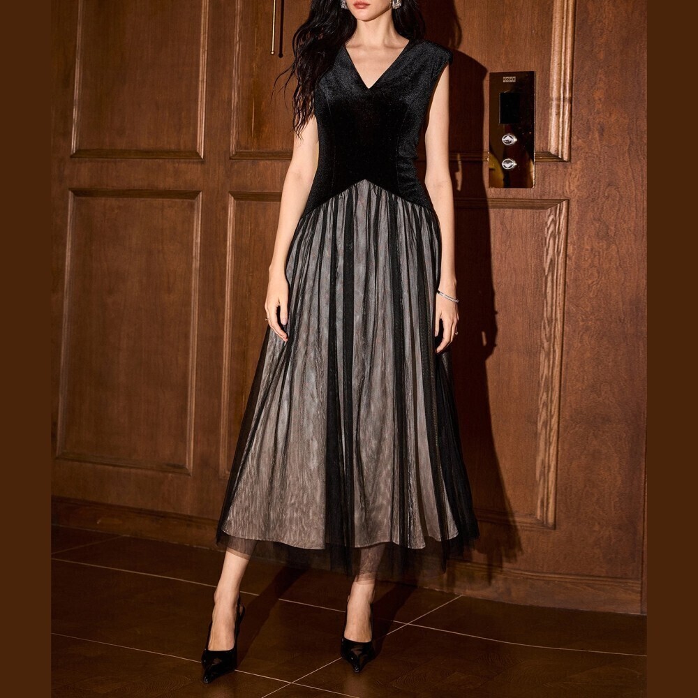 Black Mesh V Neck Sleeveless Pleated A-Line Midi Dress